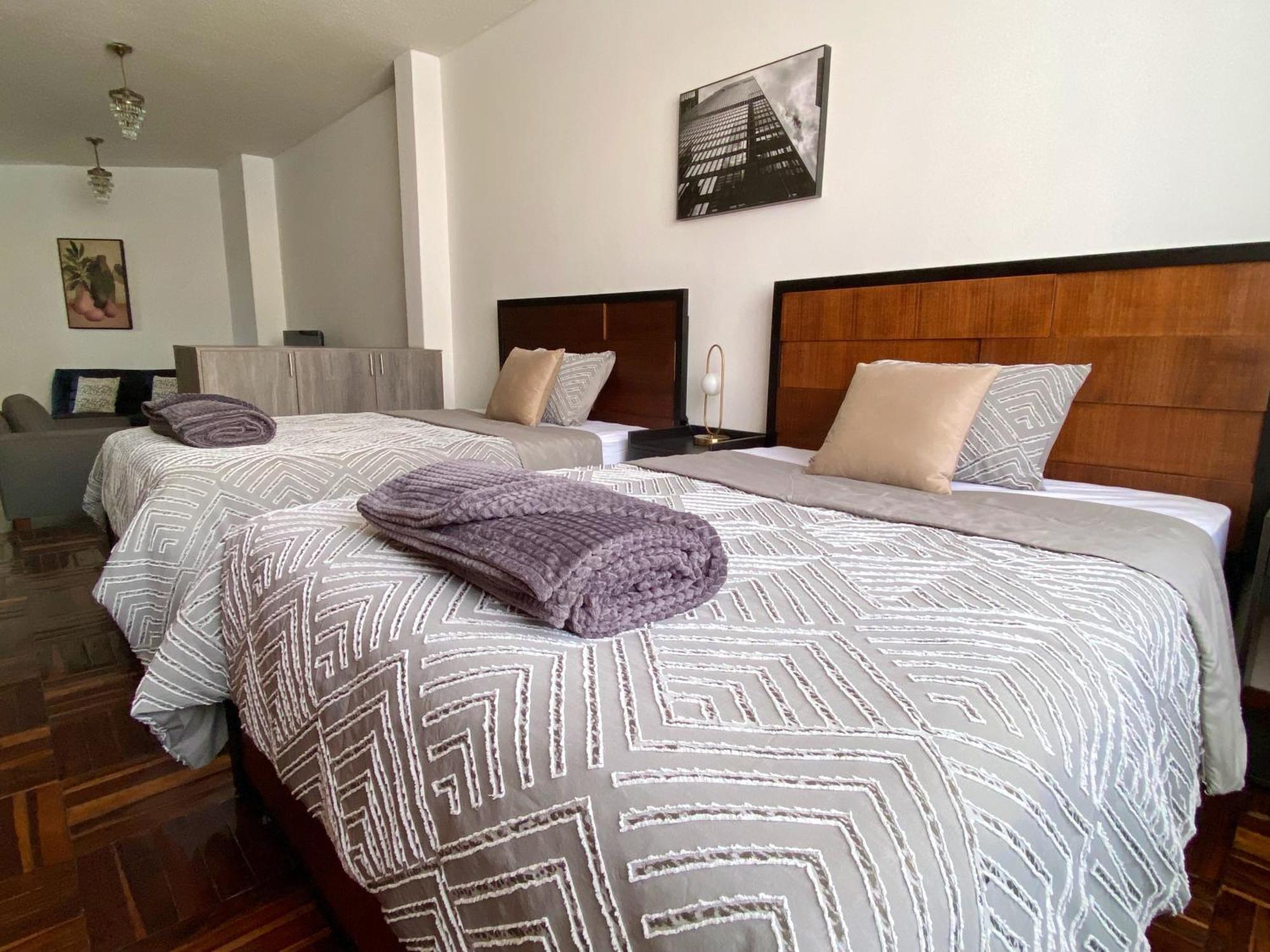 Great Location Quito Apartments Luaran gambar