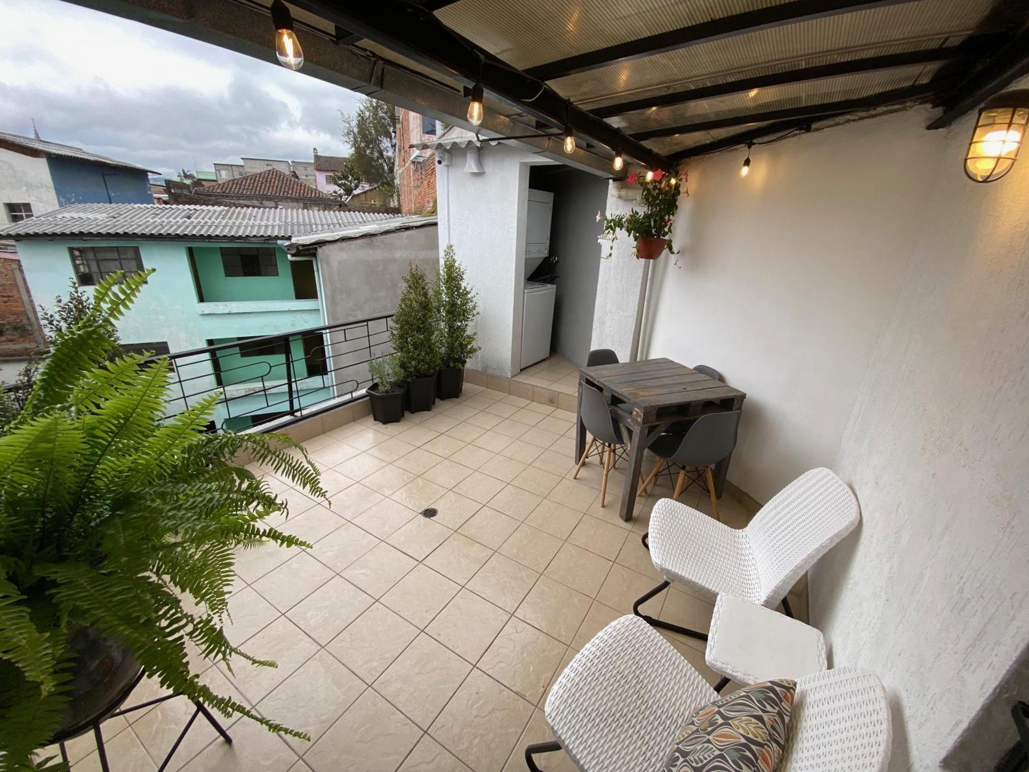 Great Location Quito Apartments Luaran gambar